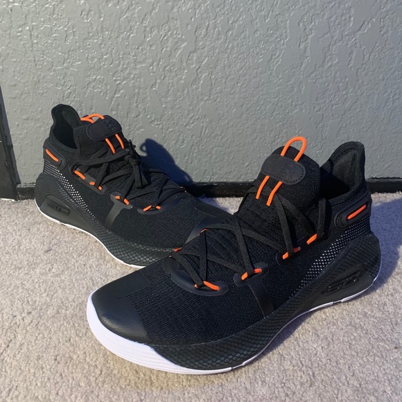 curry 6 oakland sideshow